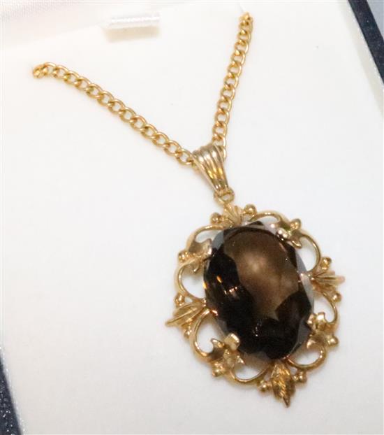 Victorian style pierced oval set 9ct gold topaz pendant on 27inch 9ct gold fine chain